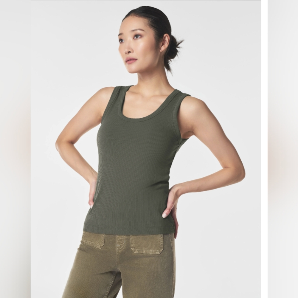 Spanx Stretch Ribbed Scoop Neck Tank In Olive - Size M